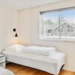5 Star Holiday Home In Vaeggerlose