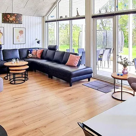 Holiday home 5 Star In Vaeggerlose Boto By